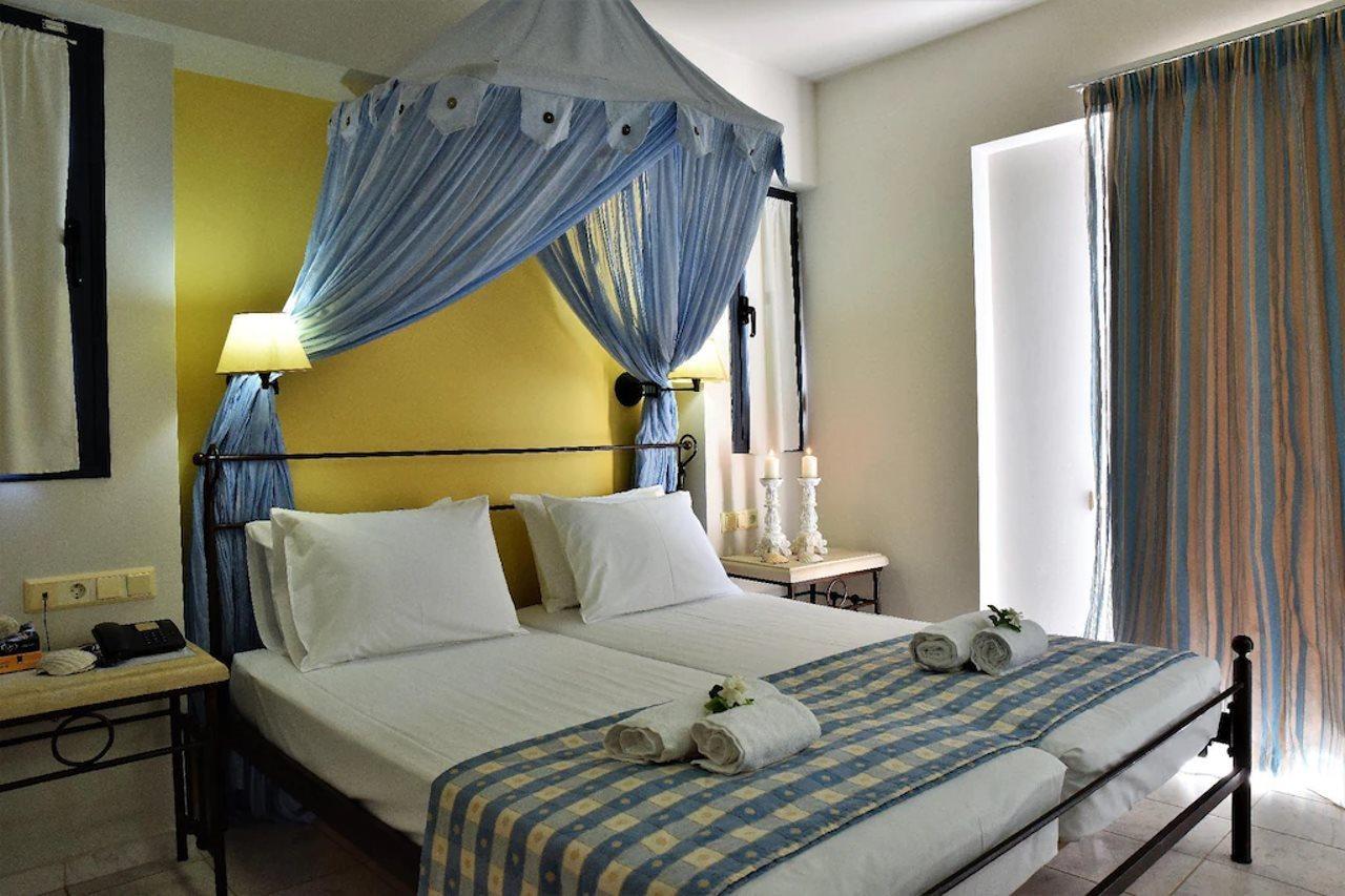Golden Bay Hotel Apartments Malia Exterior foto